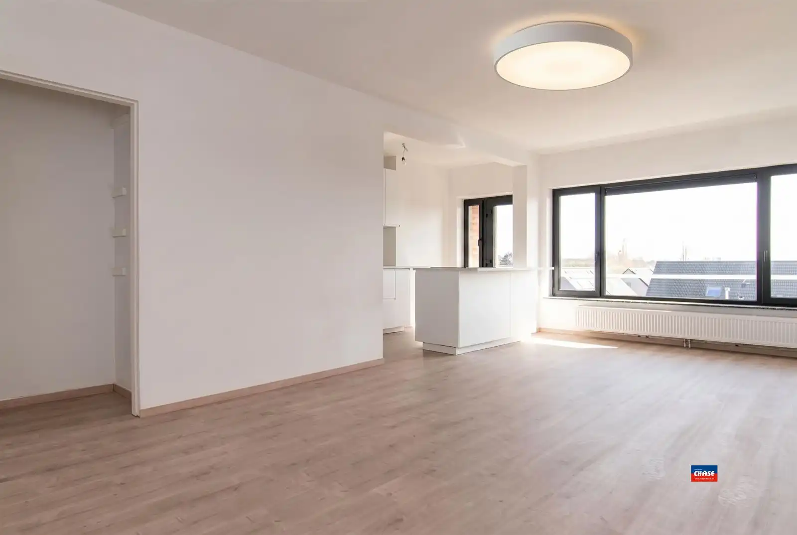 Gerenoveerd appartement met 2 slaapkamers foto 14