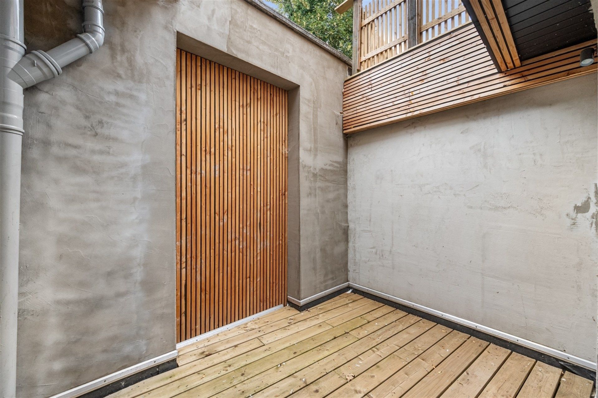 Modern gelijkvloers appartement op wandelafstand van station en markt foto 12