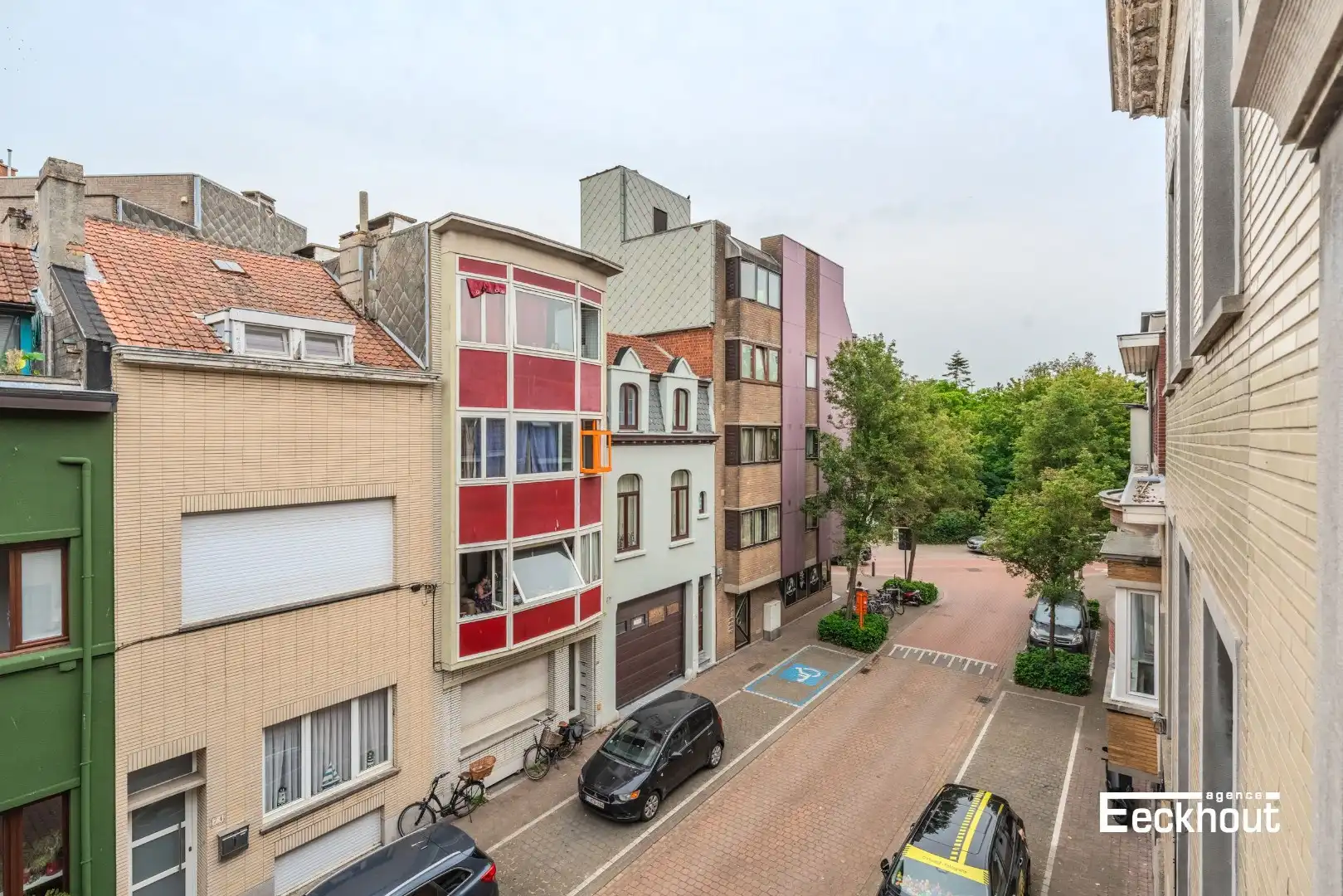 Verzorgde rijwoning met 4 slaapkamers op gunstige ligging in Oostende foto 10