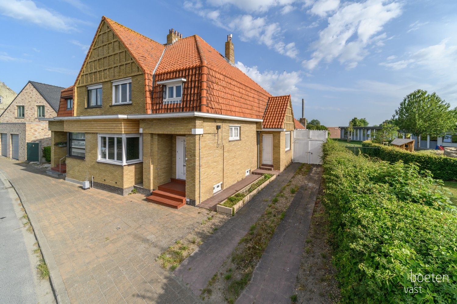 Alveringem: woonhuis op mooie centrale ligging, met een zalige diepe tuin op 834m² grondoppervlakte, renovatieproject met heel wat potentieel! foto 18