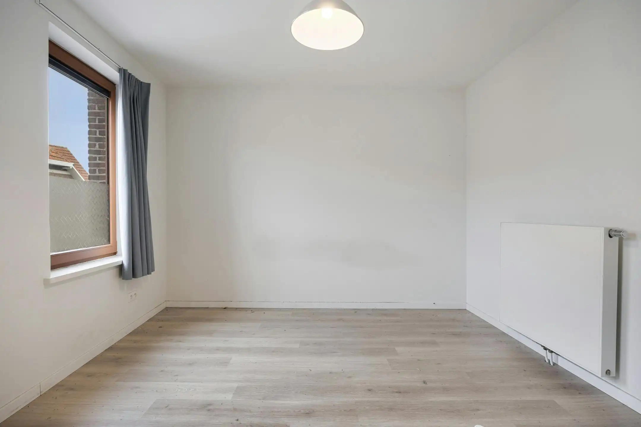 Instapklaar huis met 3 slaapkamers in Edegem foto 11