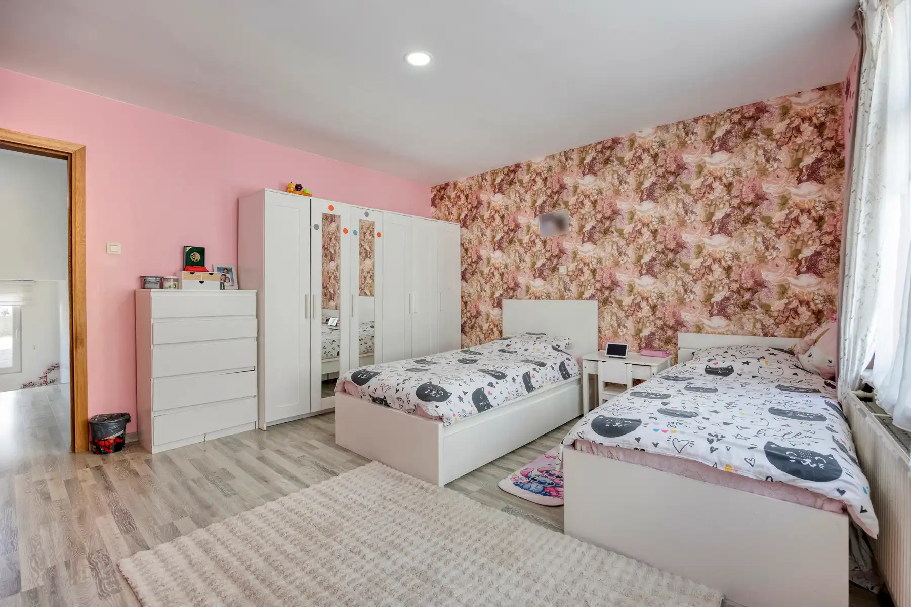 Ruim woonhuis met 4 slaapkamers in hartje Mechelen  foto 14