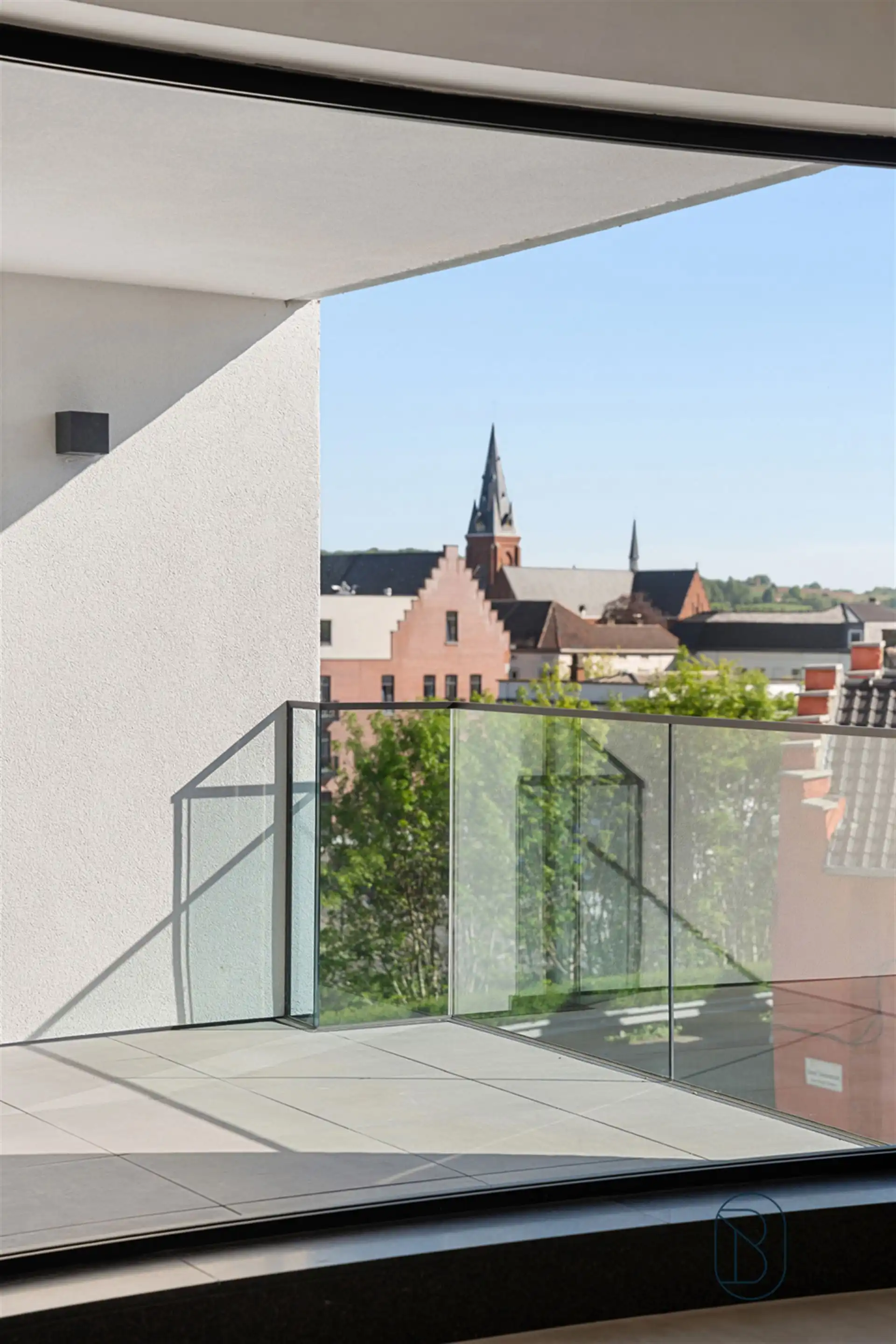 Goedgelegen energiezuinig kwalitatief duplexappartement. foto 8