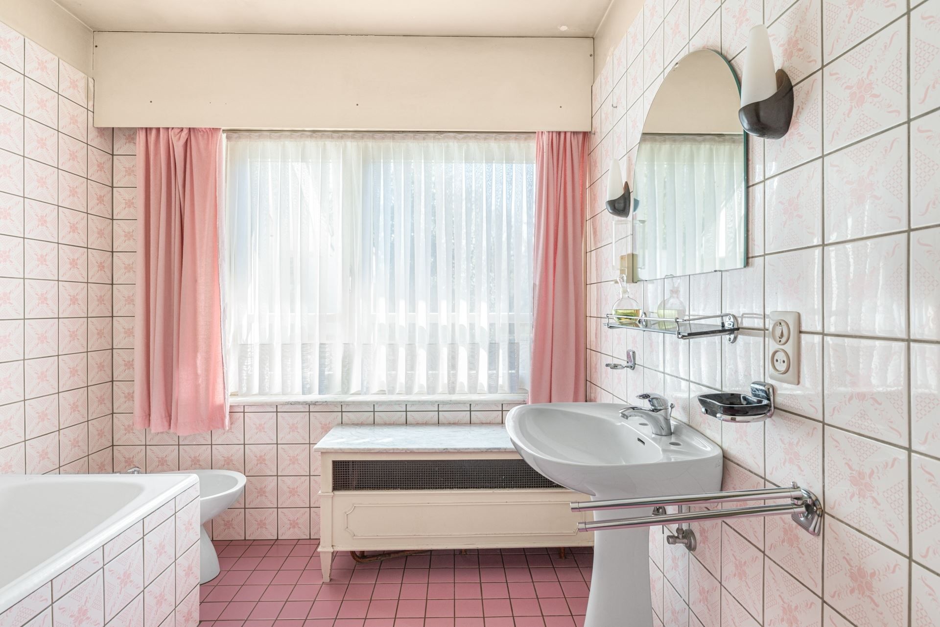Karaktervolle villa op royaal perceel te Wortegem-Petegem foto 19