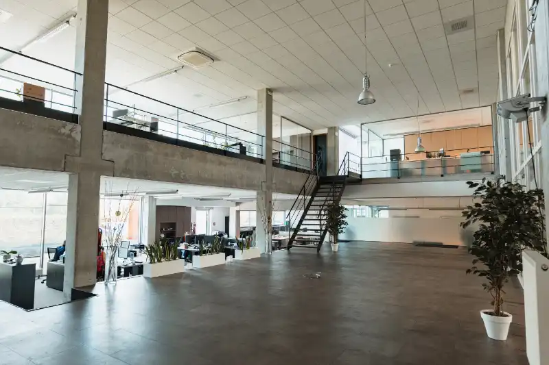Bedrijfsgebouw te koop foto 13