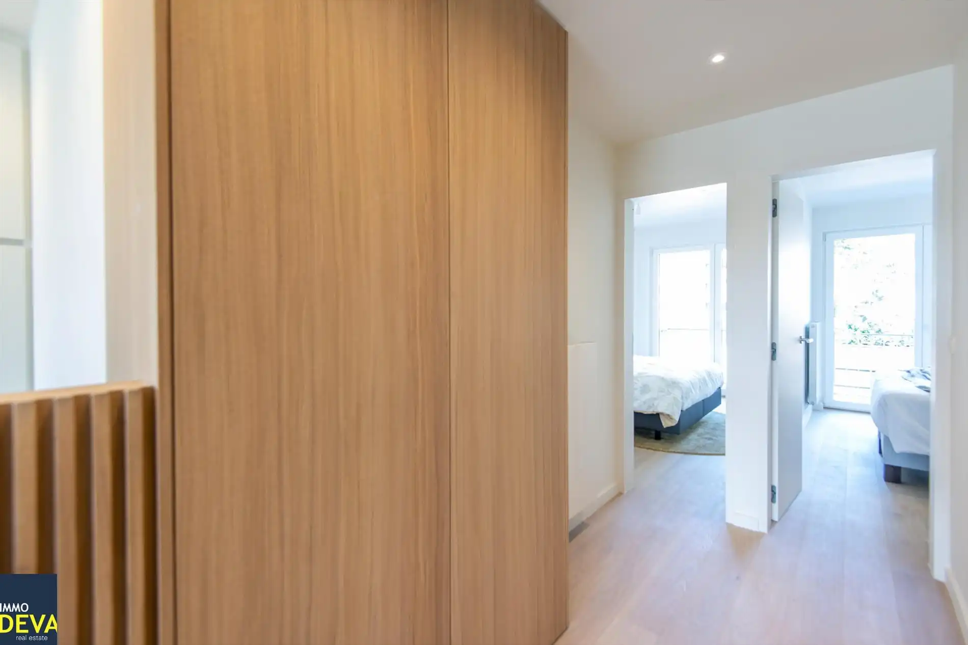 Luxueus gerenoveerd appartement met 2 zonnige terrassen en open zicht gelegen op de Dumortierlaan. foto 9