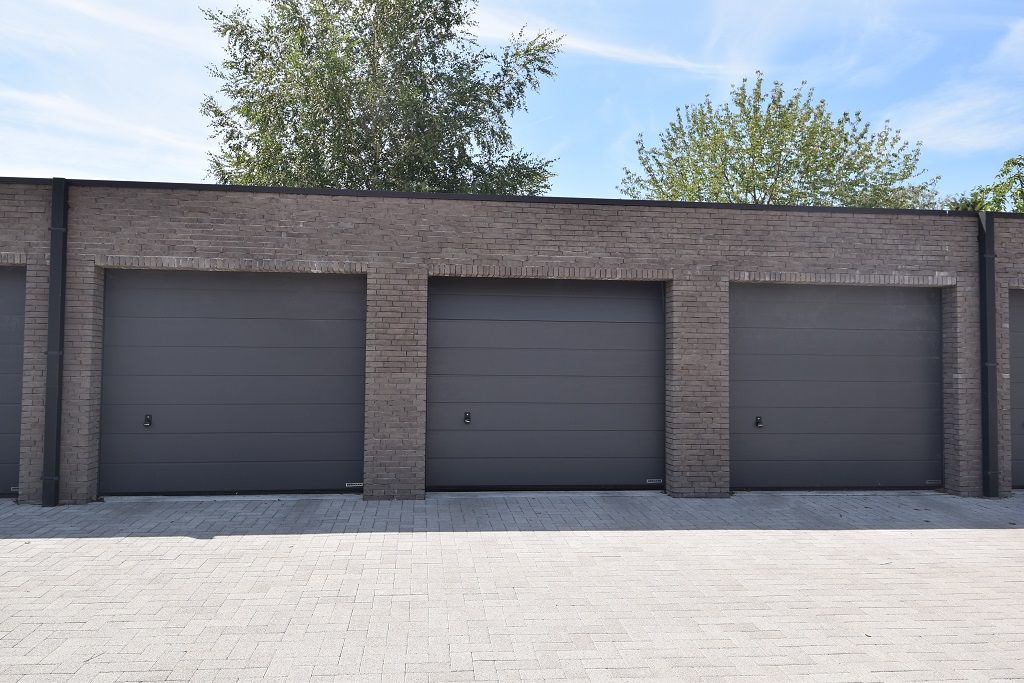 Gelijkvloers appartement (2 slpks) met garage en tuin in Nieuwkerken-Waas foto 15