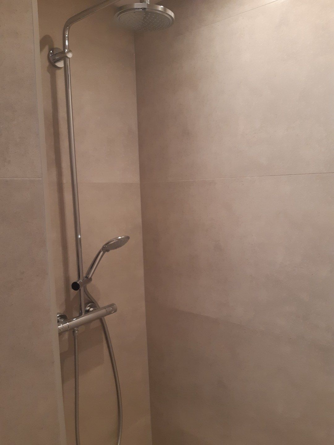 BEN-appartement met terras en tuintje. foto 16