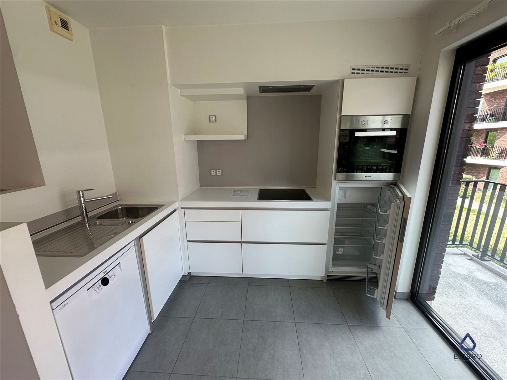 Ruim 2-slaapkamer appartement te Gent foto 8