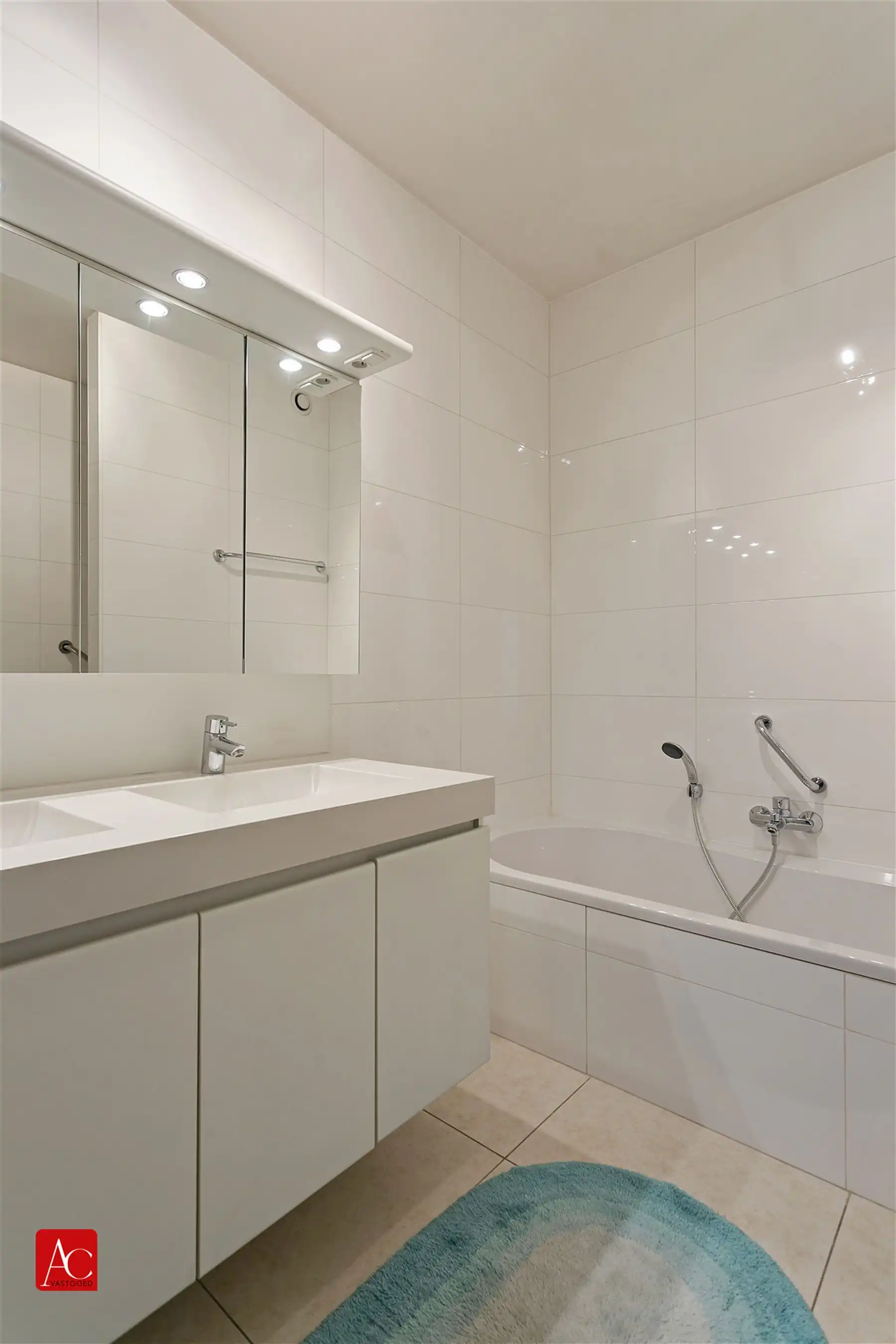 Appartement 1ste verdieping met ondergrondse garage foto 21