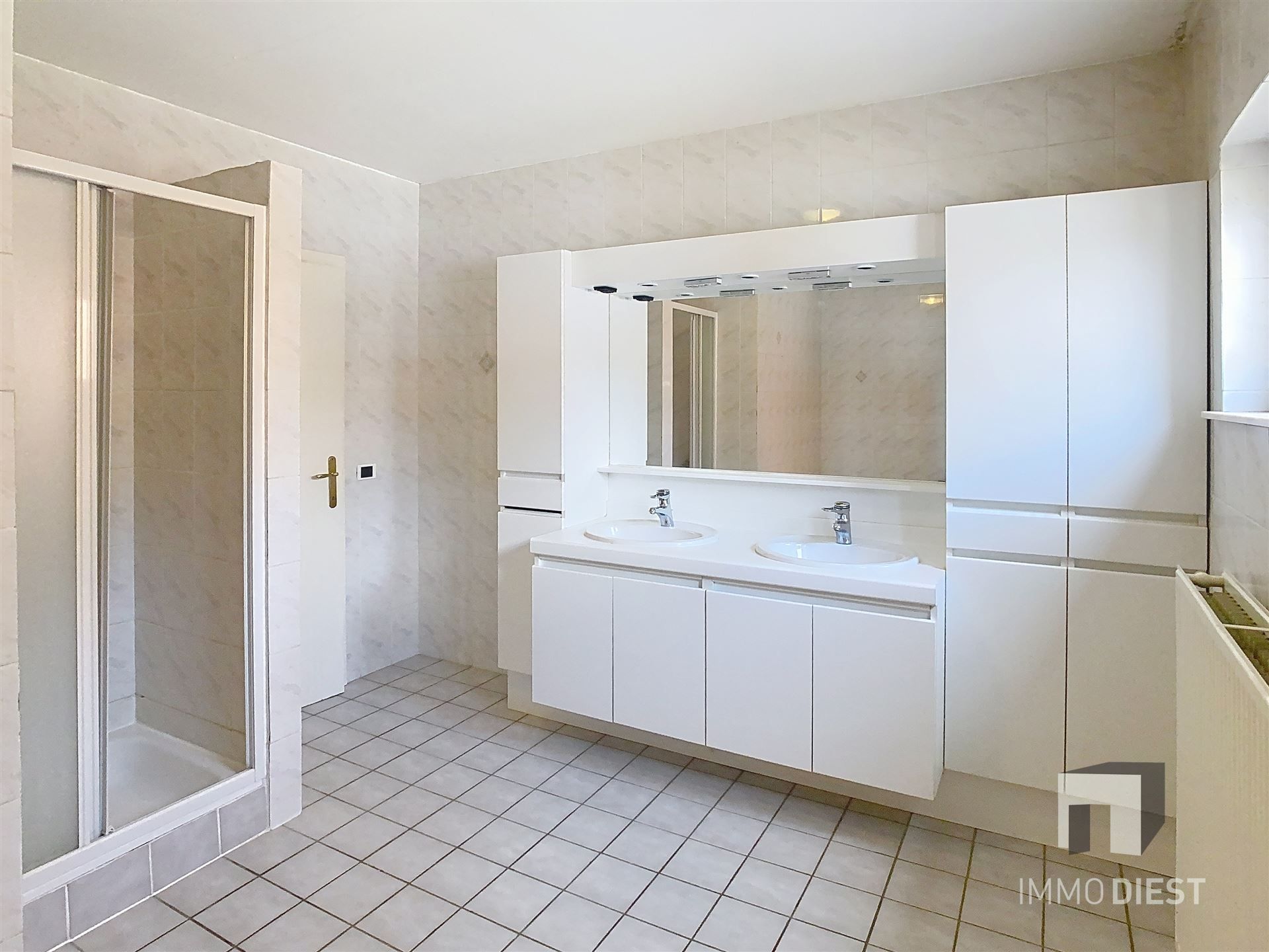 Praktische gezinswoning met mogelijk 5/6 slaapkamers & diepe tuin op 14a 73ca in Scherpenheuvel. foto 15
