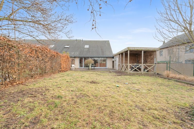 Torhout -  Instapklare woning met 3 slpks foto 17