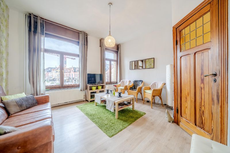 Centraal gelegen , vergunde vakantiewoning "Alice House" in Centrum Ieper met zicht op de kathedraal! foto 15