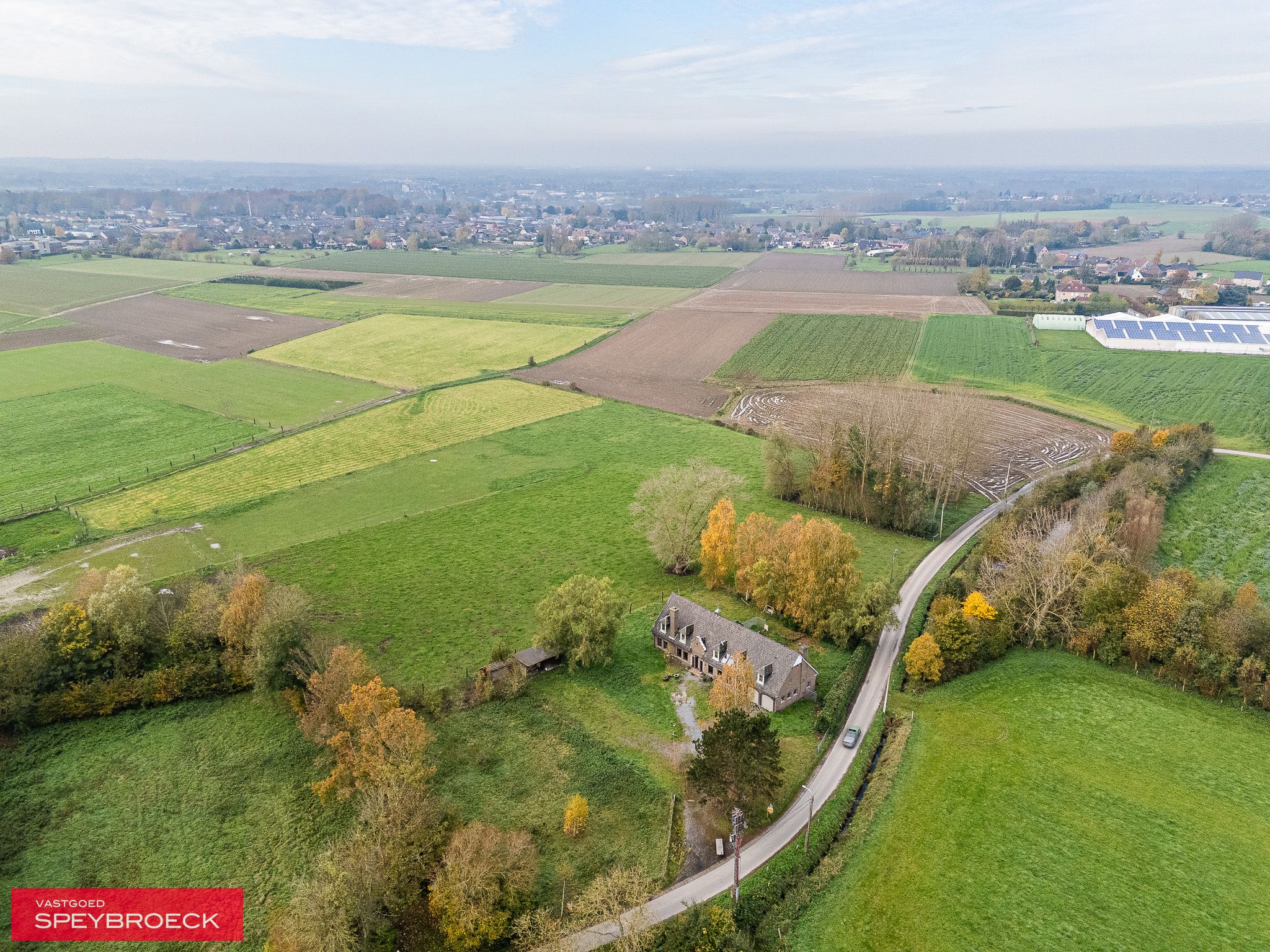 Hoofdfoto van de publicatie: TE KOOP IN DIKKELVENNE