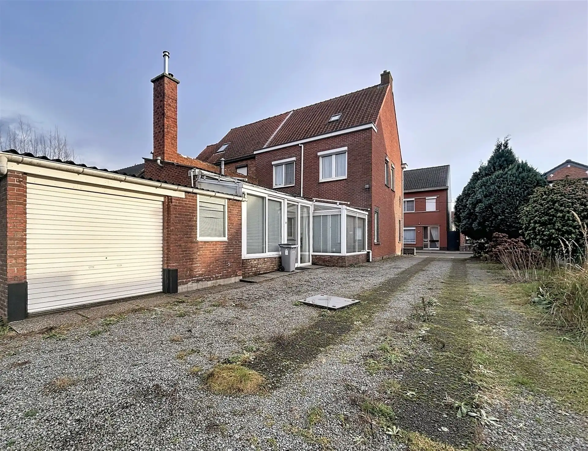 Ruime halfopen bebouwing met tuin en garage op perceel van 420m²  foto 15