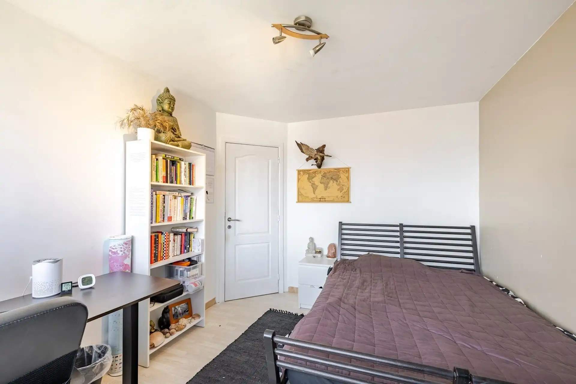 Ruime gezinswoning (225 m²) met 6 slaapkamers, garage en zonnige tuin in Oostende  foto 14