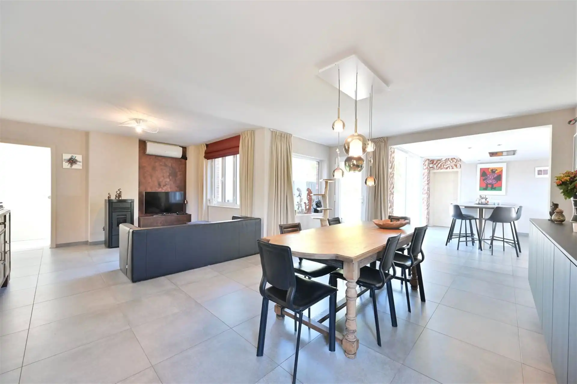 Instapklare open bebouwing met praktijkmogelijkheid, 3 à 4 slaapkamers en zonnige tuin foto 4