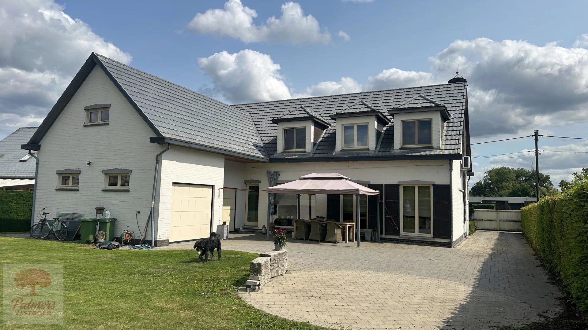 Discreet gelegen villa met karakter en comfort in hartje Alken foto 34