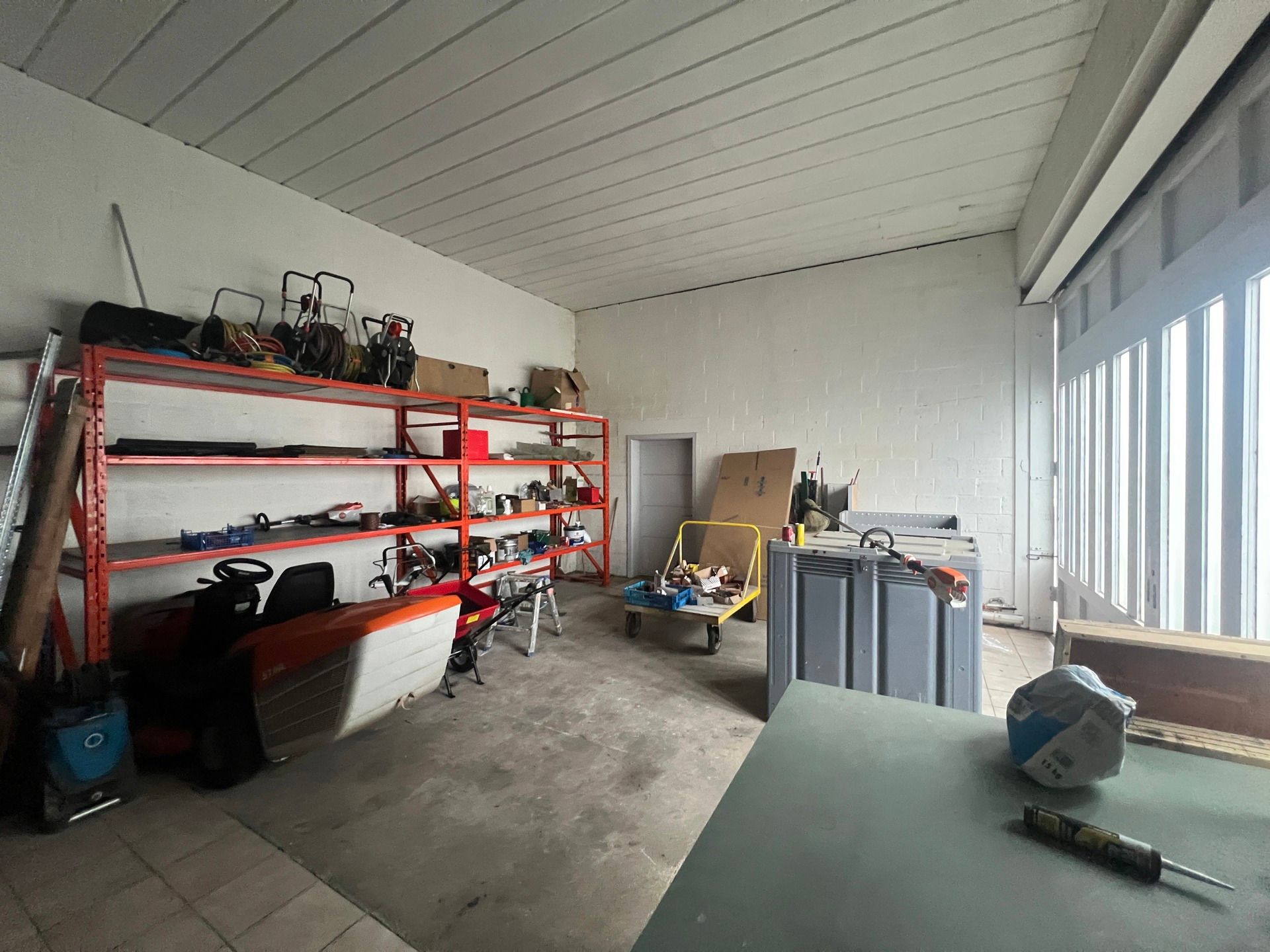 MULTIFUNCTIONEEL BEDRIJFSGEBOUW foto 2