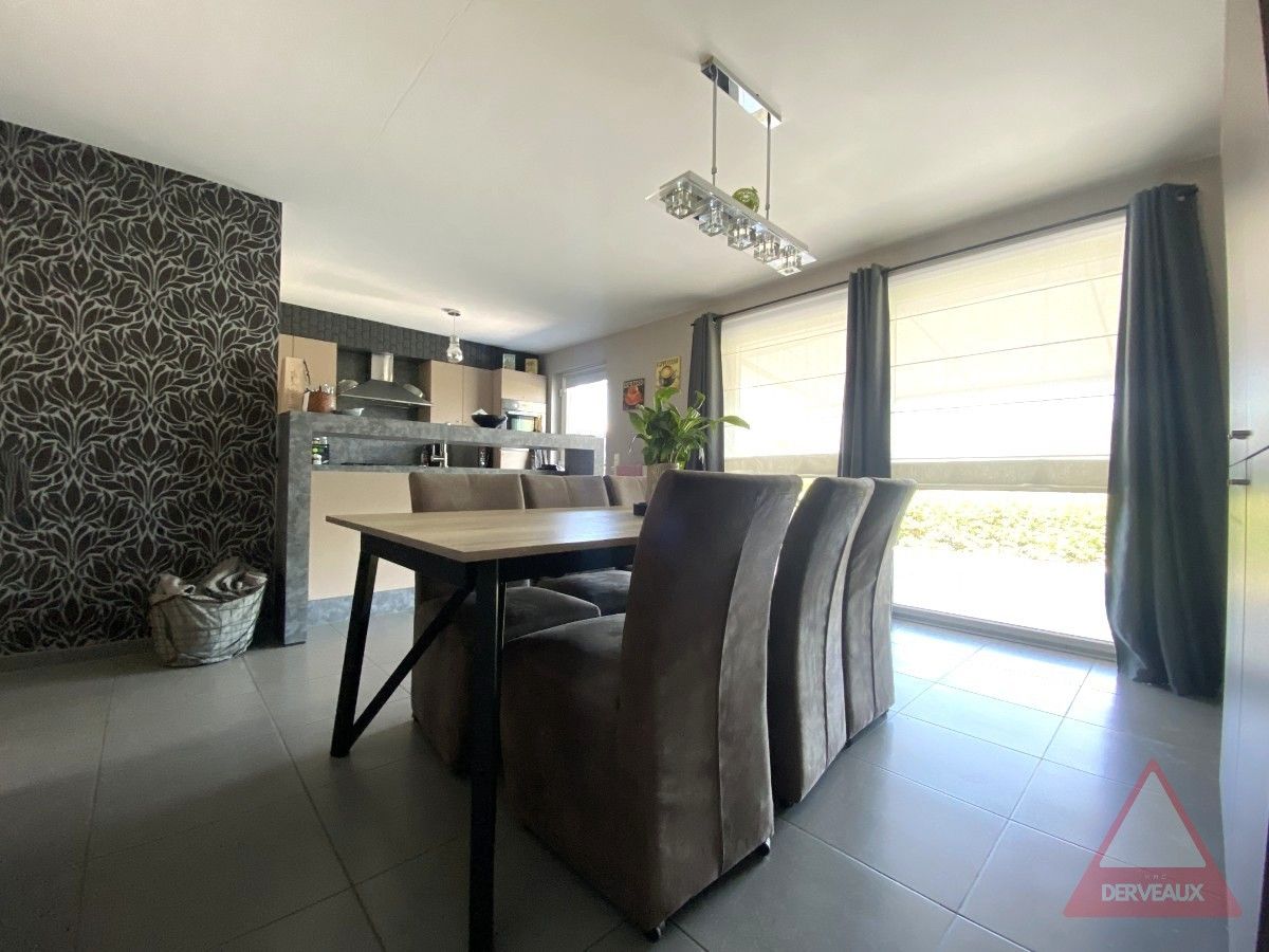 Moorslede – Instapklare gezinswoning met 5 slaapkamers, tuin en garage foto 5
