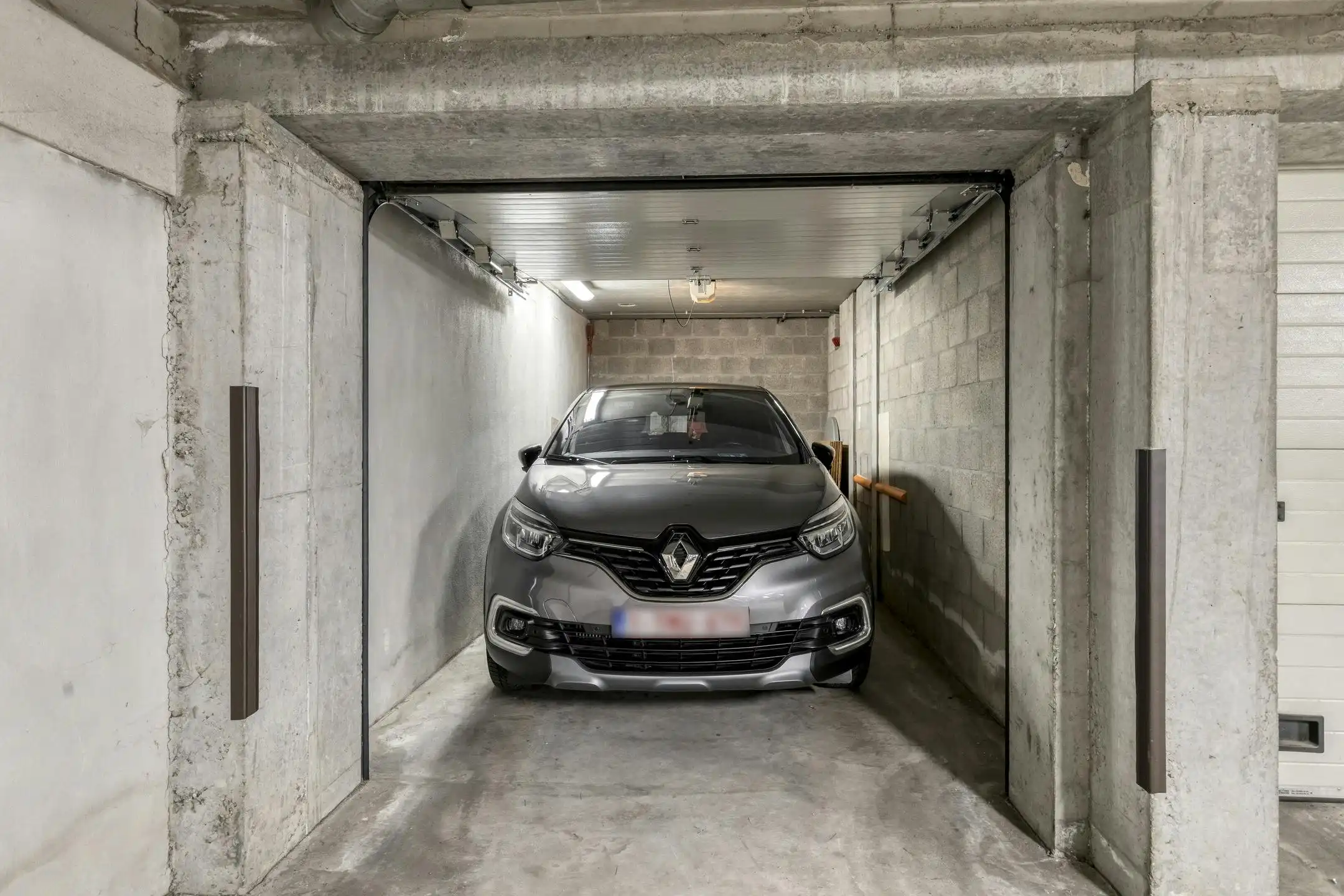 Appartement met 2 terrassen en garage te koop in Wilrijk foto 20