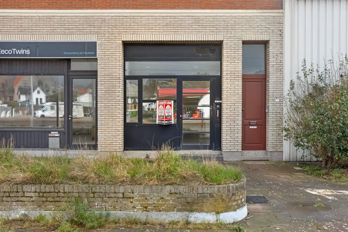 Kantoorruimte te koop in Koksijde! foto {{pictureIndex}}