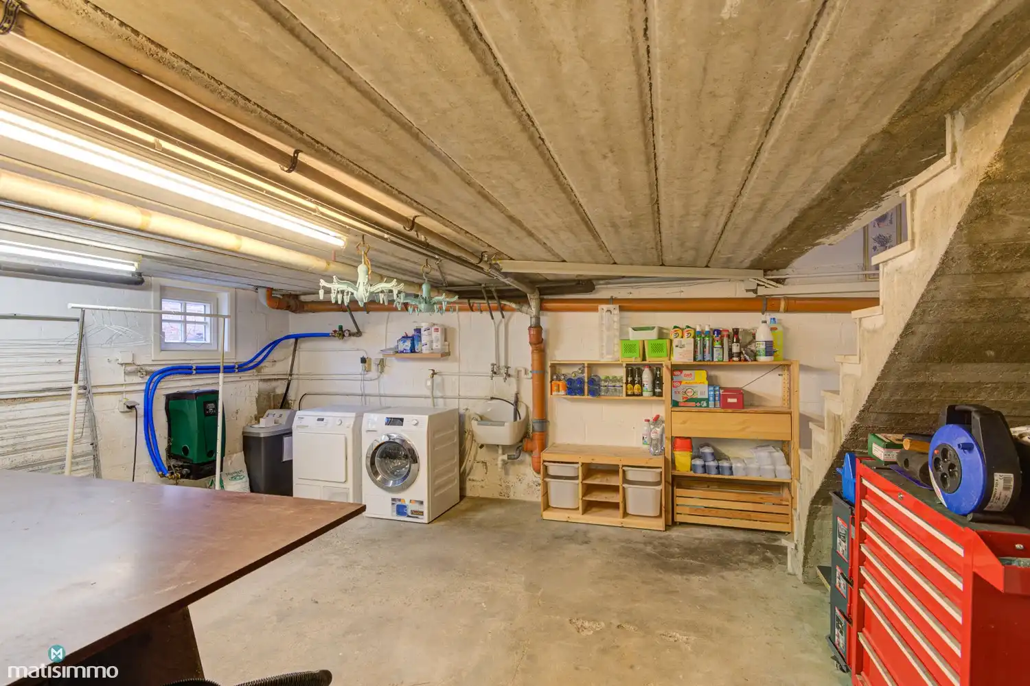 INSTAPKLARE EN ENERGIEZUINIGE WONING MET INPANDIGE GARAGE, TUINKAMER, KELDER EN RUIME TUIN TE ELST foto 27