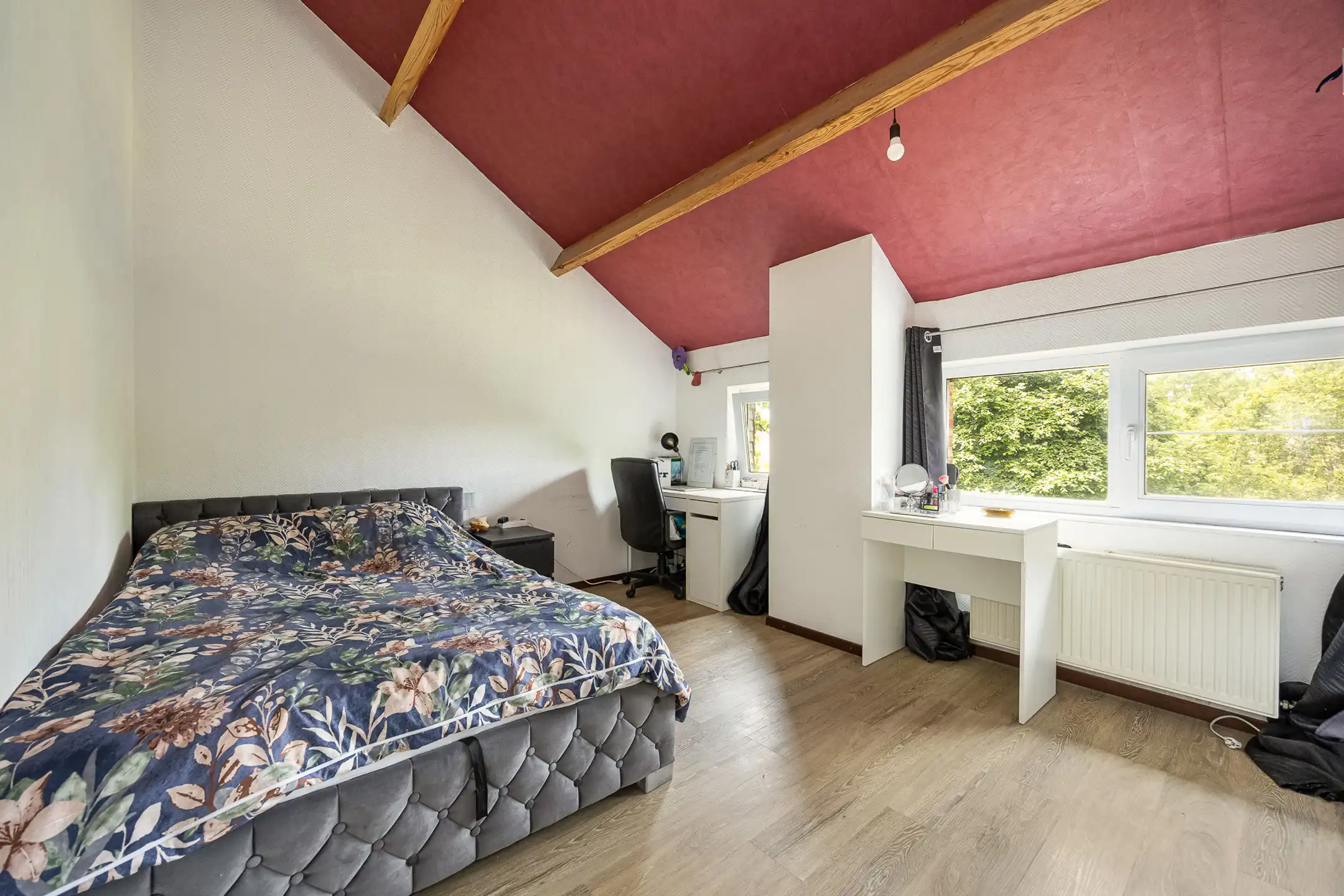 Ruime woning met 4-5 slpks en bedrijfsruimte in Turnhout. foto 28
