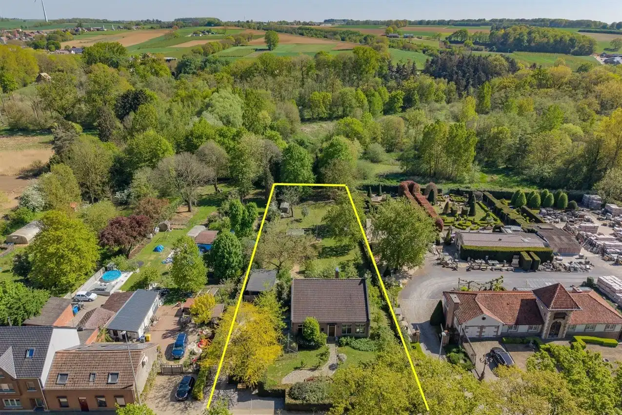 Moderne "Engelse charme, hedendaagse verfijning in oase van groen foto 13