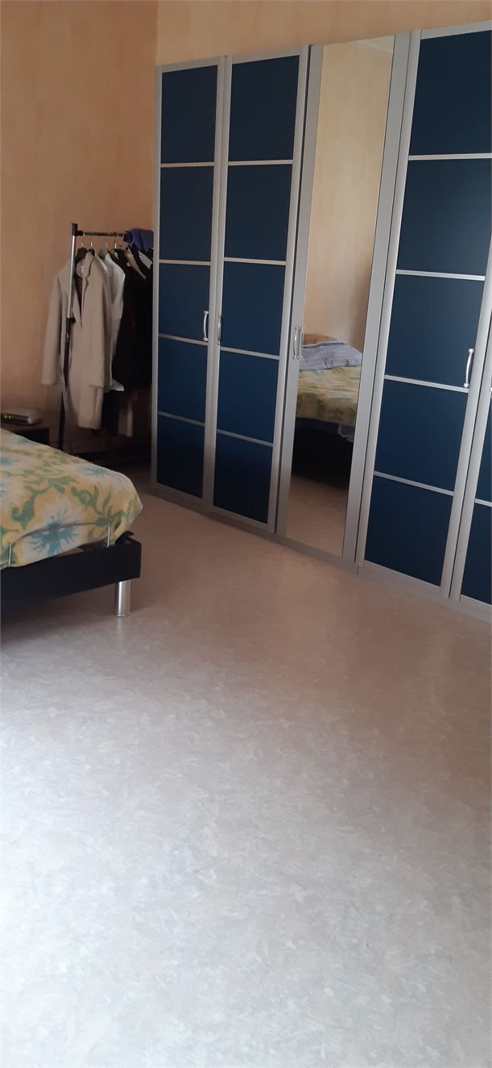 Ruime, praktische woning met tuin foto 26