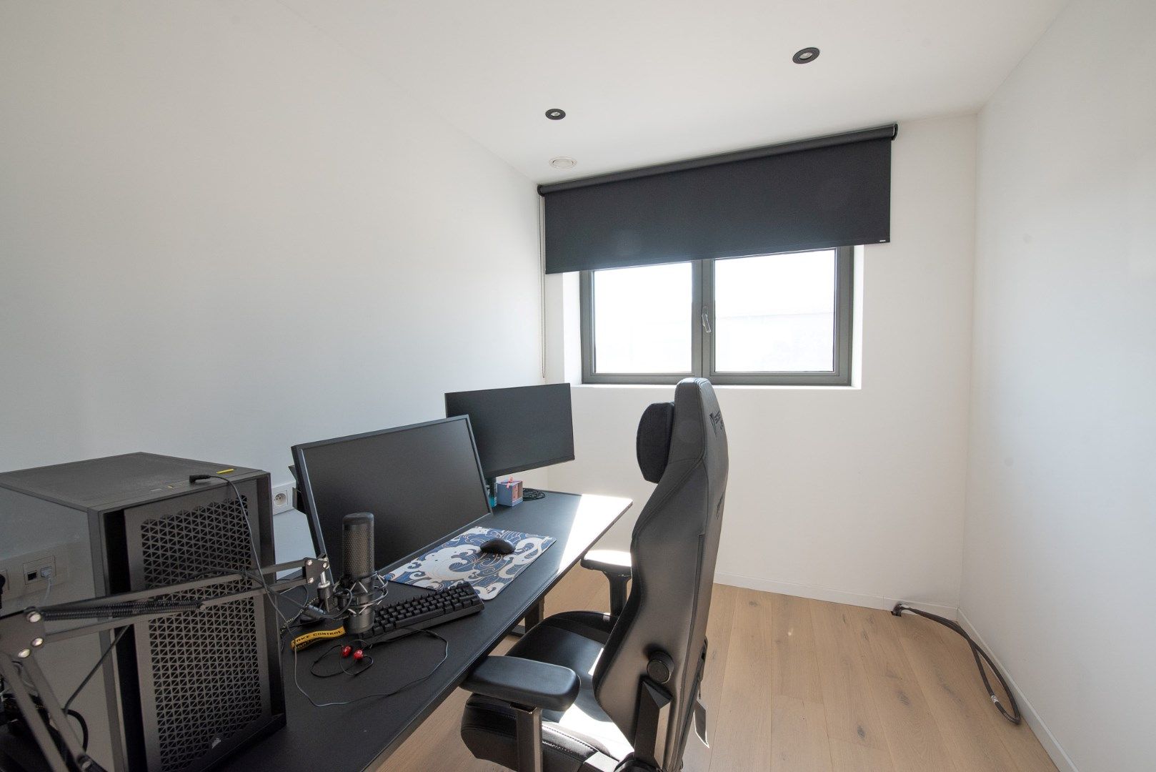 Te Koop in het Saspark te Ooigem: Nieuwbouw KMO-unit (240m²) met prachtige loft (135m²) met zonneterras! foto 15