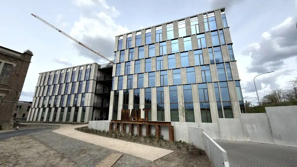 Nieuwbouw kantoren te huur in gebouw Innovation te Mechelen foto 2