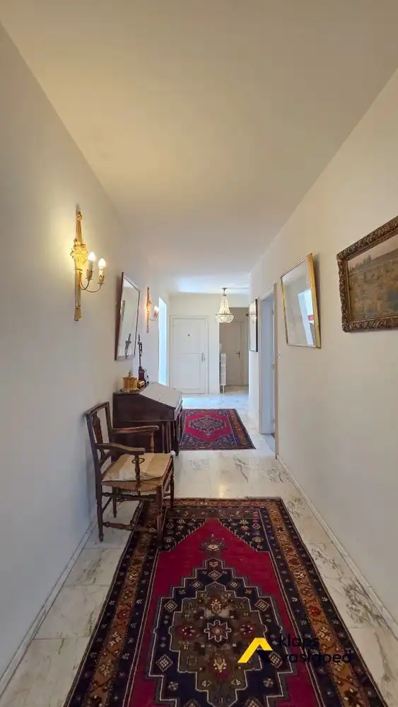 Appartement met 4 slaapkamers en meer dan 200m² bewoonbare oppervlakte op toplocatie in Bree centrum foto 11