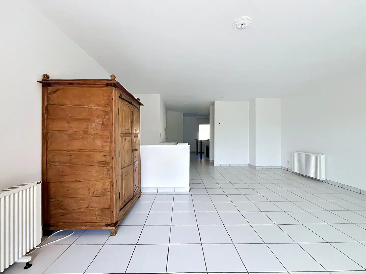 Ruim duplex appartement met 4 slaapkamers en 2 badkamers foto 4