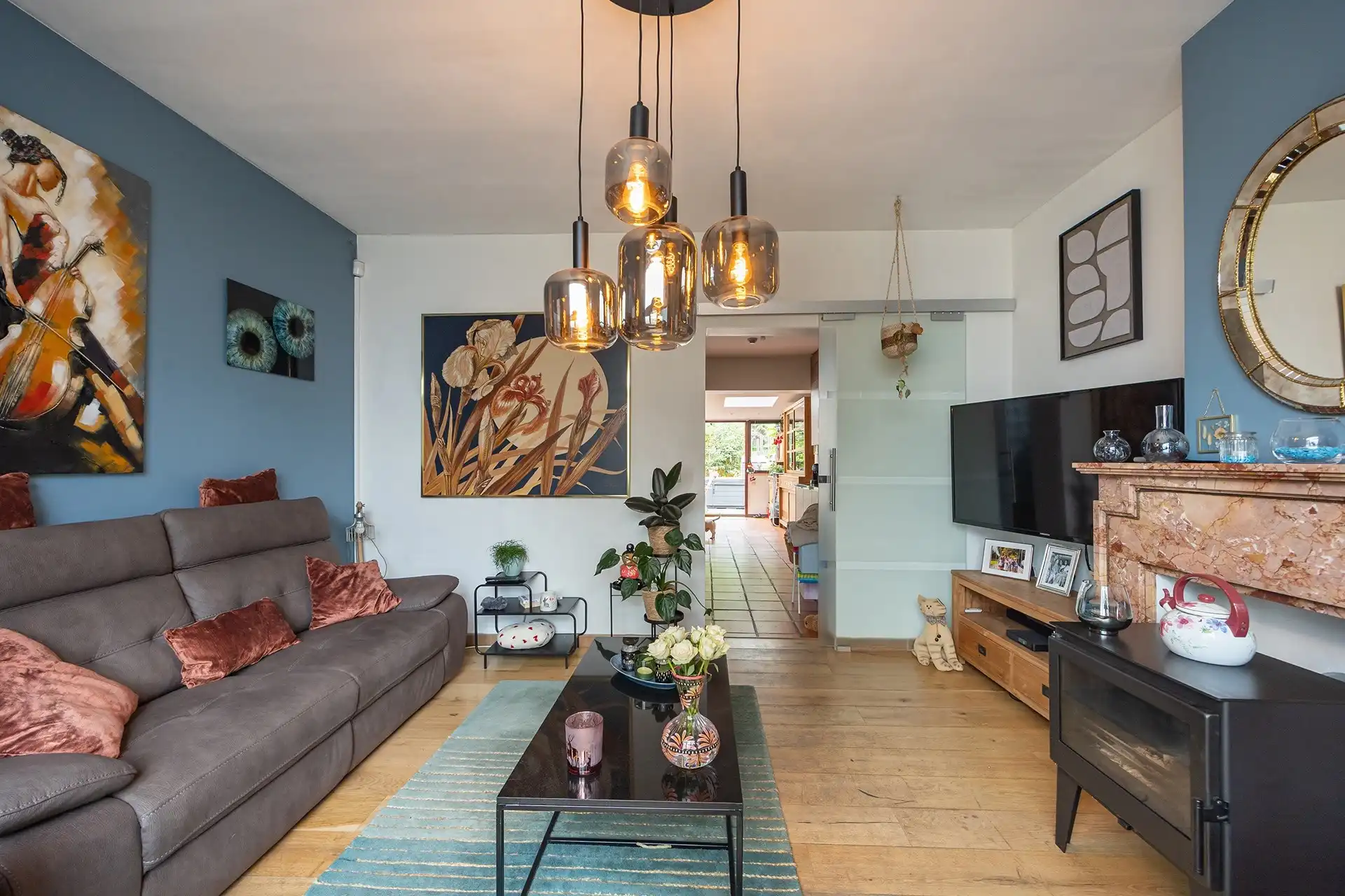 Instapklare halfopen woning met zonnepanelen in de Tuinwijk foto 4