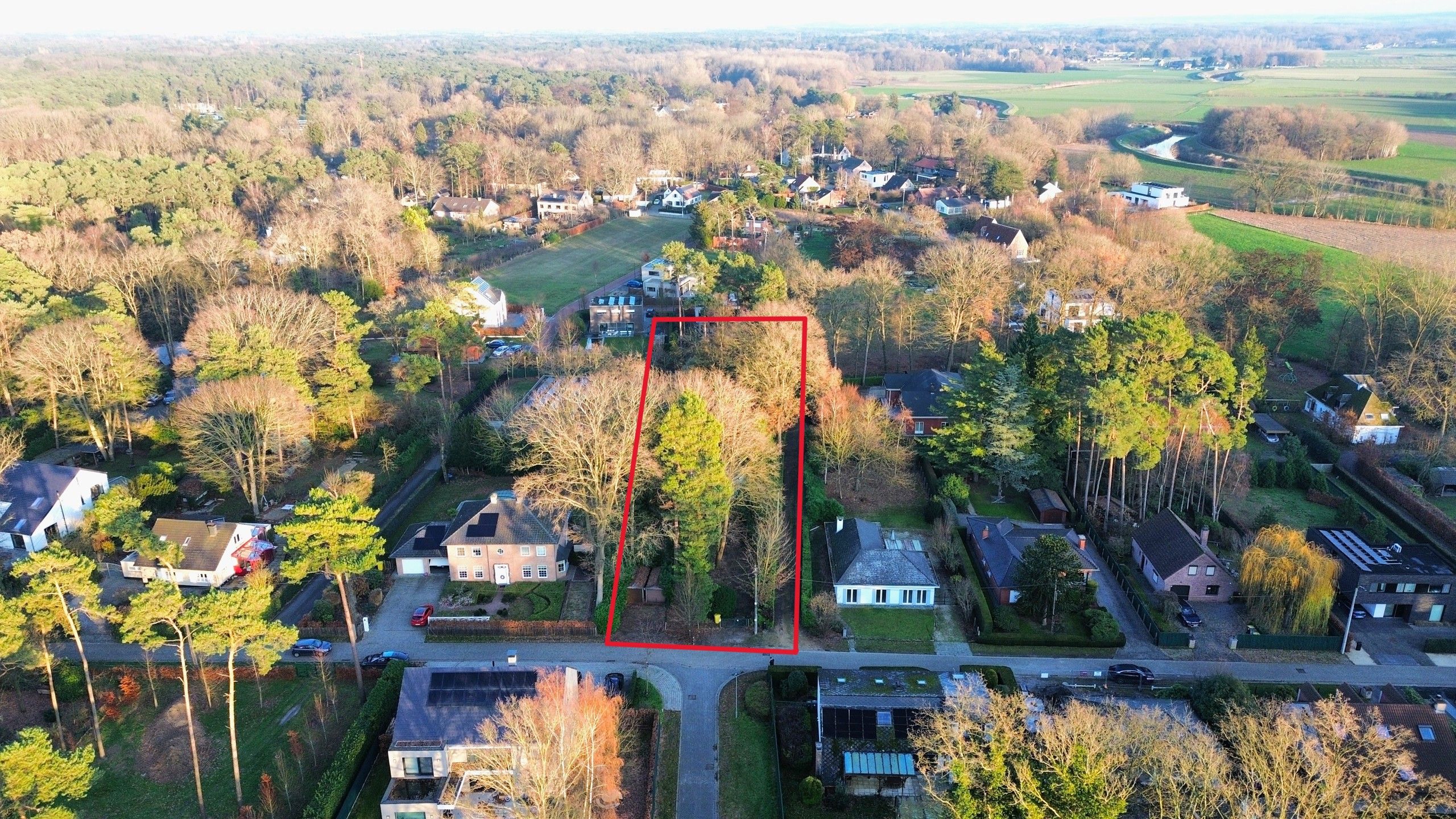 Grond te koop foto {{pictureIndex}}