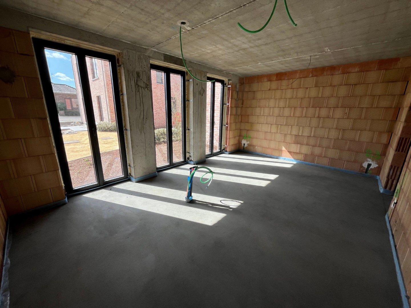 Landelijke nieuwbouwwoning in hartje Dikkelvenne foto 6