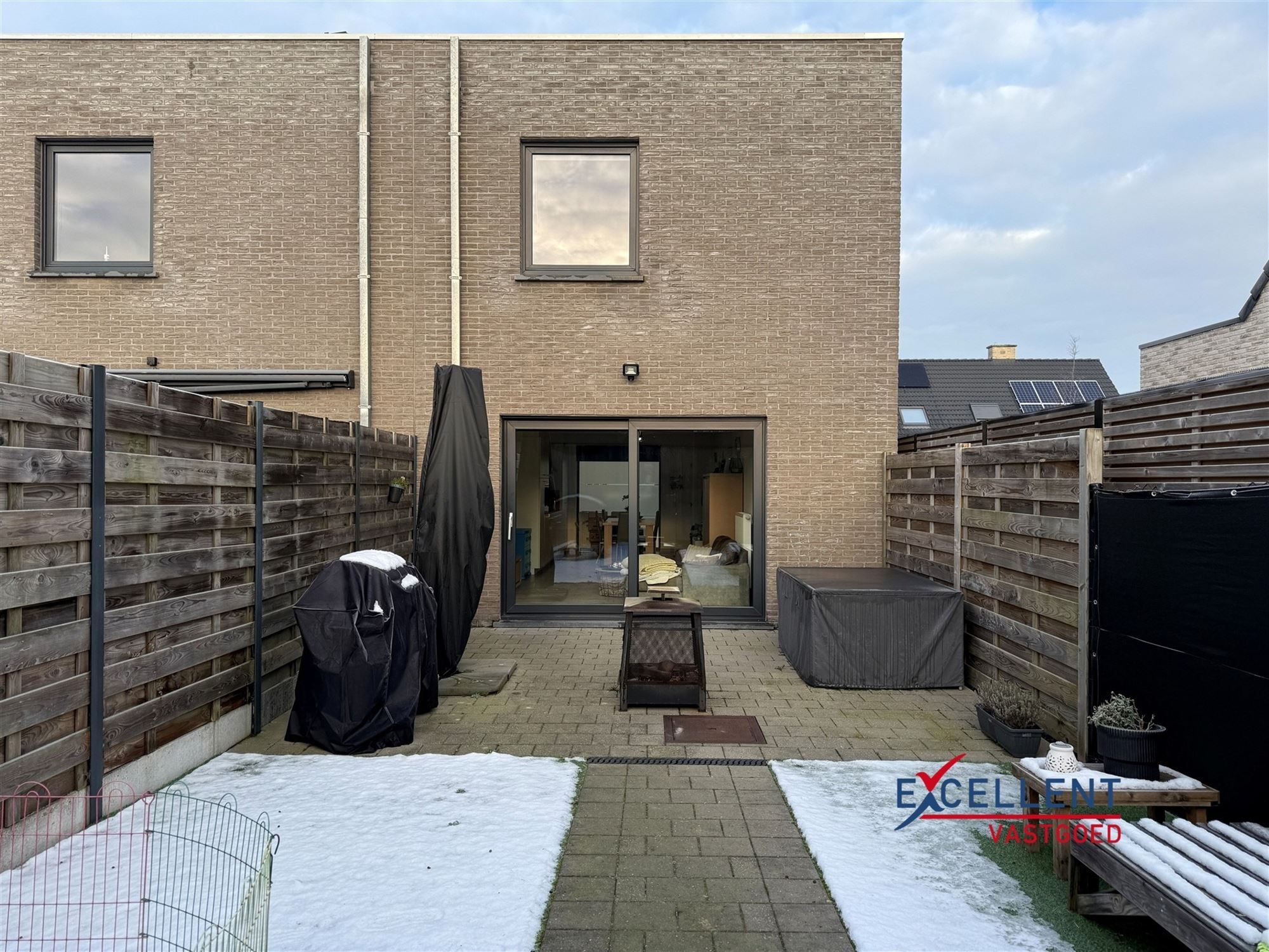 Recente nieuwbouwwoning met tuin te huur in Heule foto 5