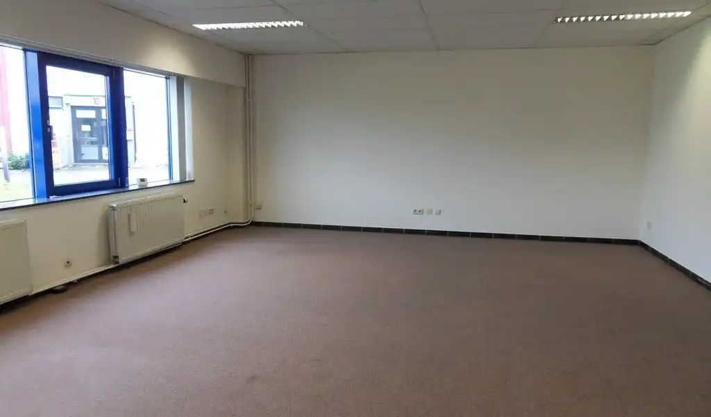 Kantoorruimte te huur Prins Boudewijnlaan Kontich foto 3