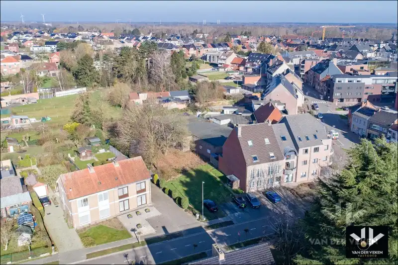 Rustig en toch centraal gelegen projectgrond voor appartementen of andere invulling op 4 aren 7 centiaren in het centrum van Diepenbeek! foto 4