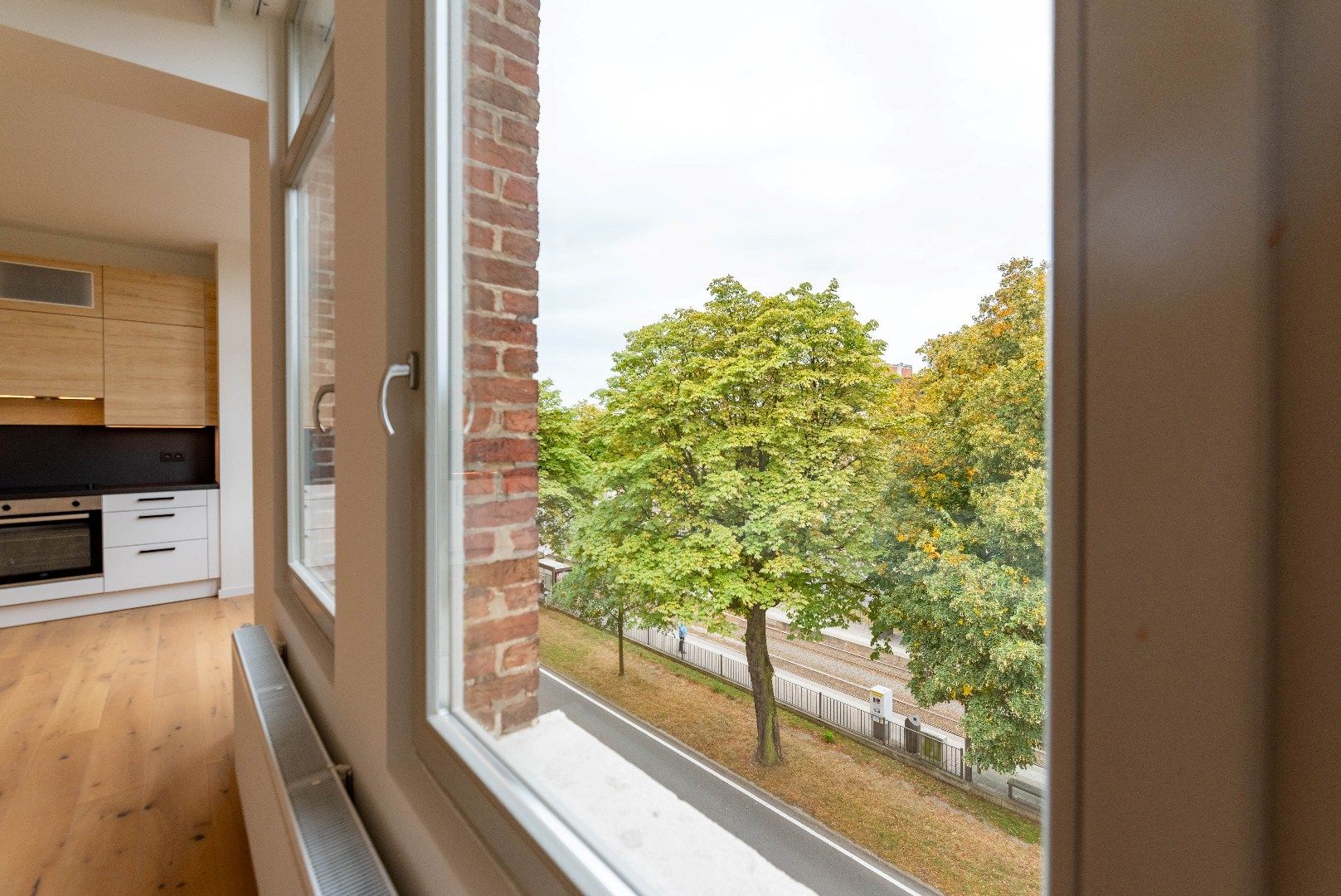 Prachtig gerenoveerd appartement in art deco gebouw foto 7