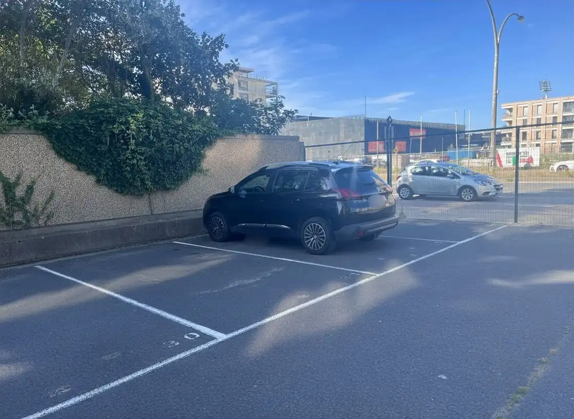 Parkeerplaats te koop Troonstraat 38 -/S31 - 8400 Oostende