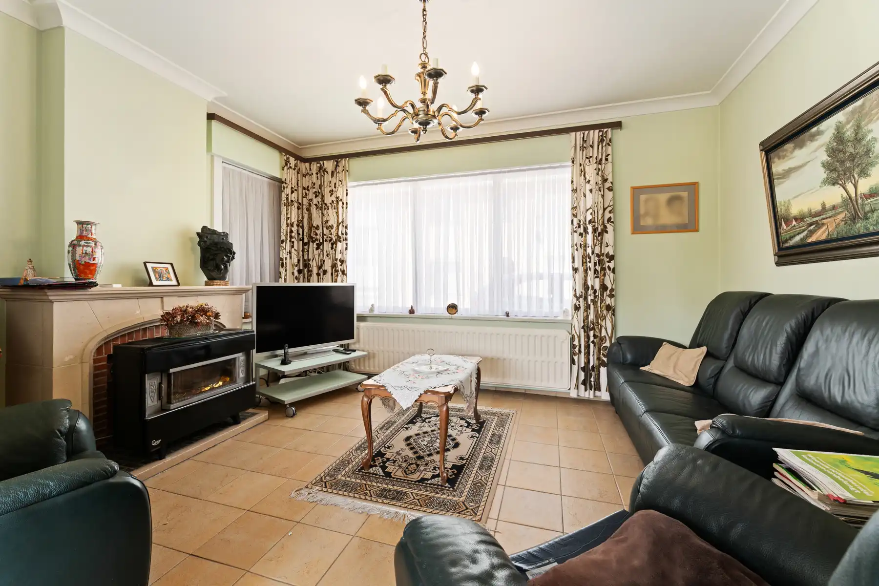 Ruime woning met diepe tuin in het centrum van Tielt  foto 8
