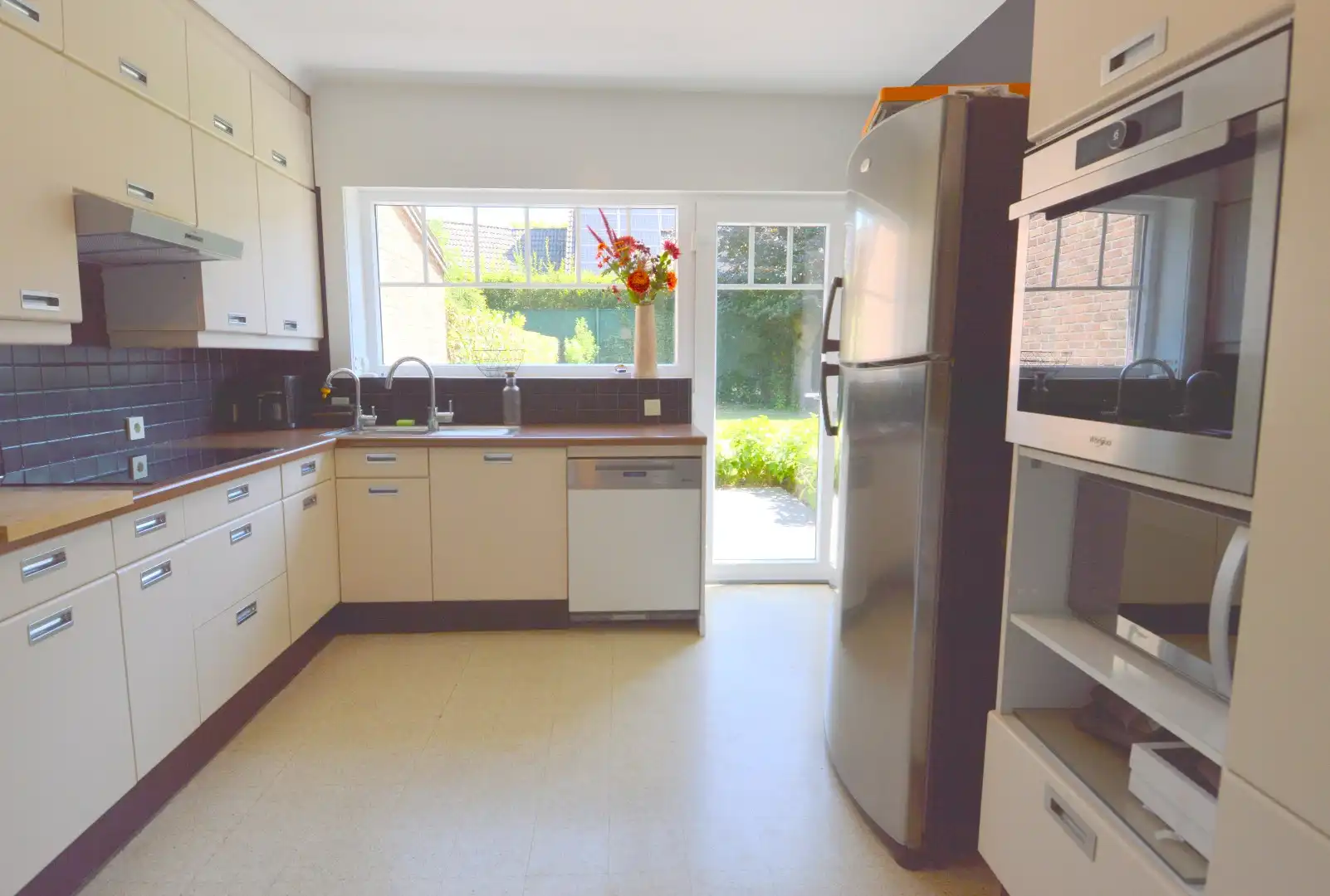 Halfopen woning met tuin, garage en 3 slaapkamers te Wevelgem foto 6