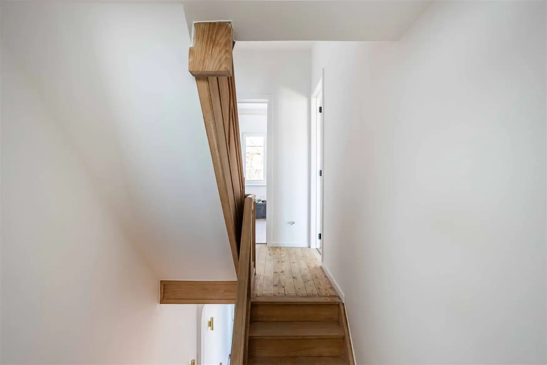 99% vernieuwd. Zuidtuin. Topligging nabij station Merelbeke. foto 15