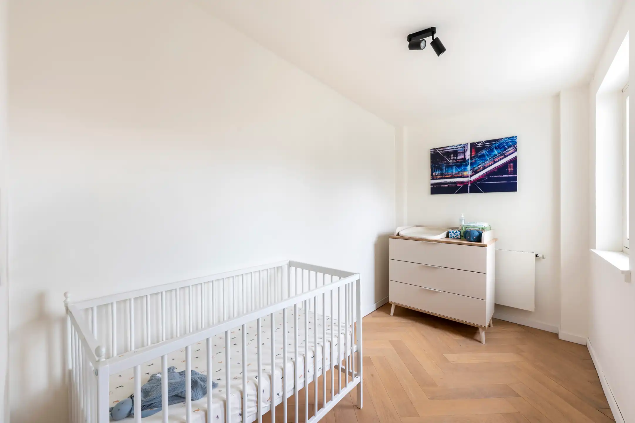 ANTWERPEN - Instapklaar appartement met zonnig terras foto 11