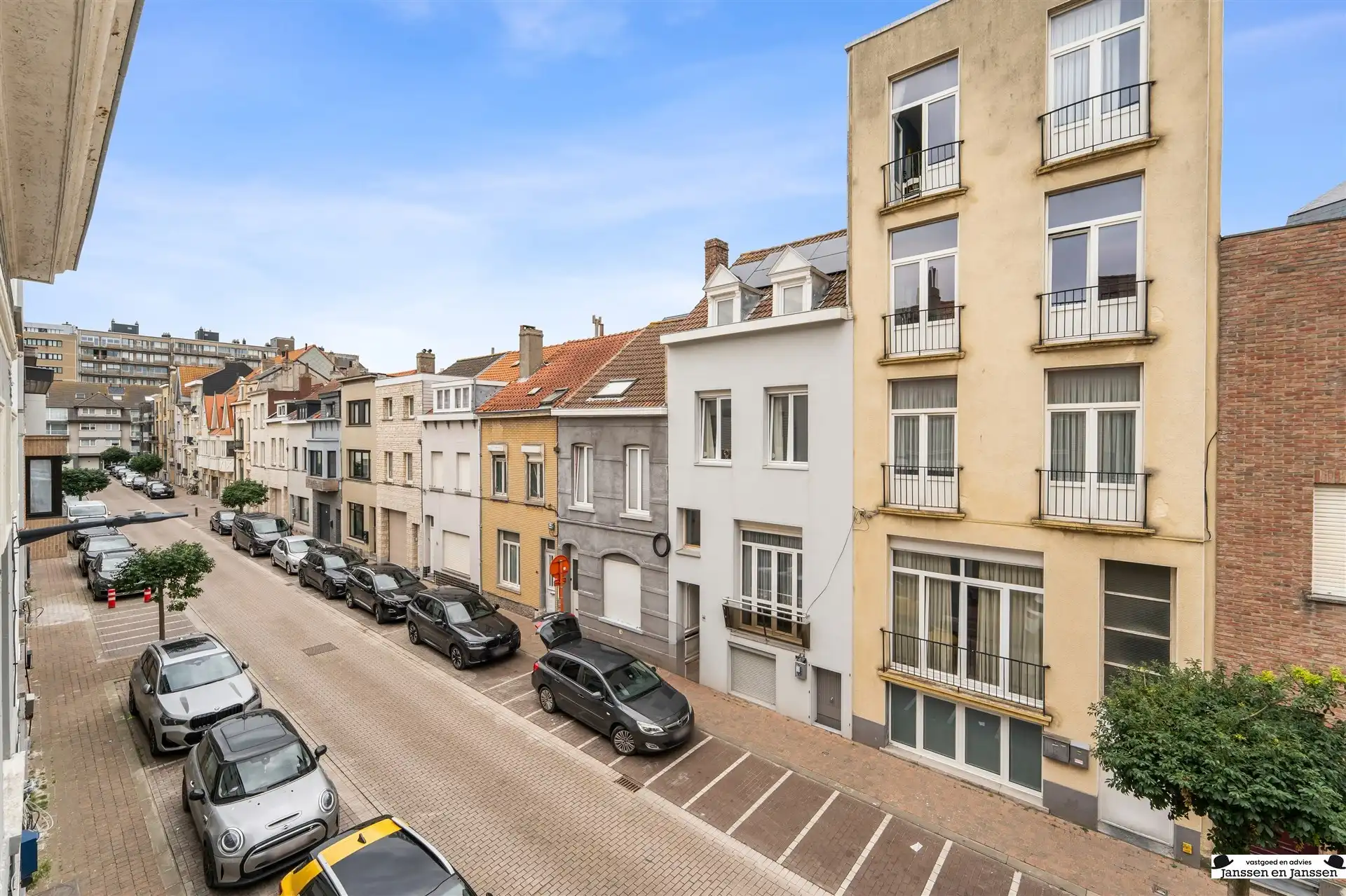 Centraal gelegen duplex appartement nabij strand foto 13
