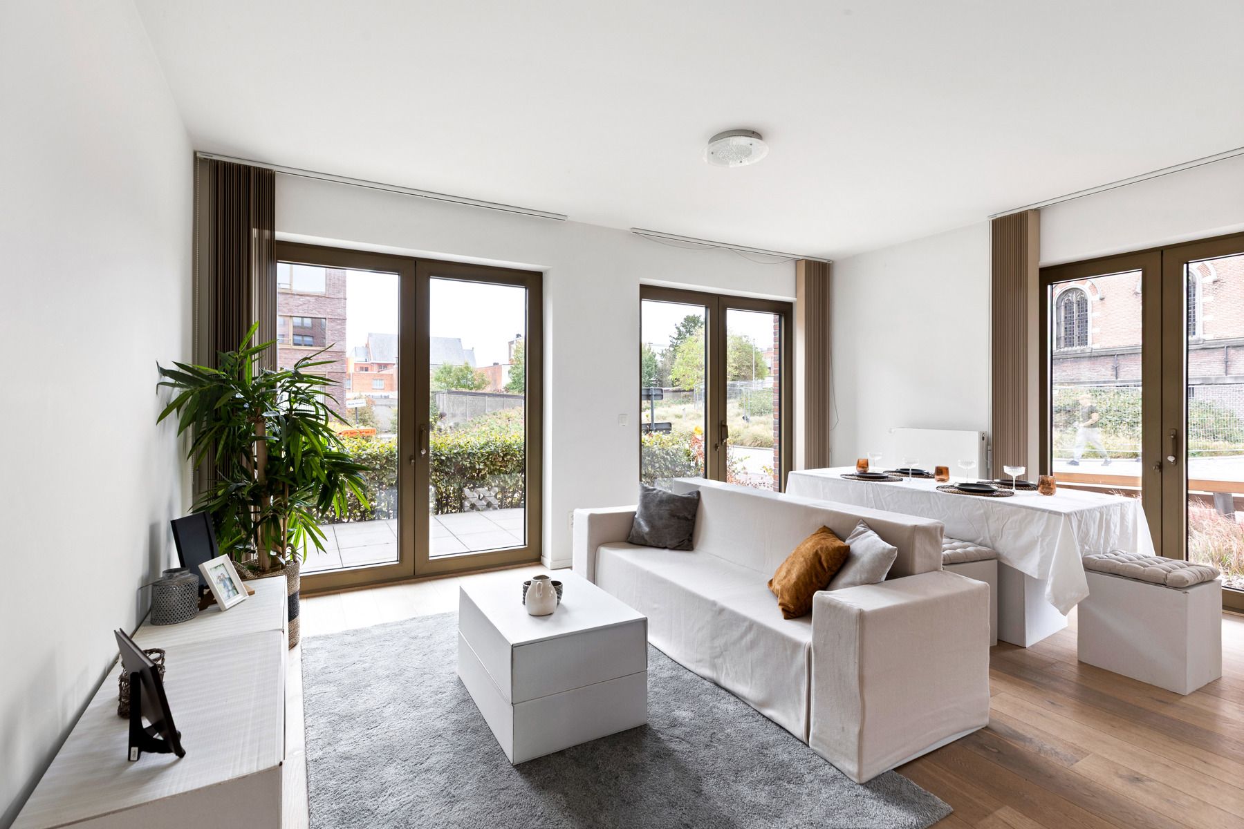 Gelijkvloers appartement met 2 slpks in centrum Wetteren! foto 2