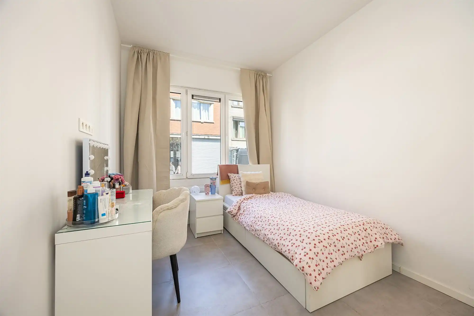 Instapklaar eengezinswoning met 3 slaapkamers en tuin foto 13
