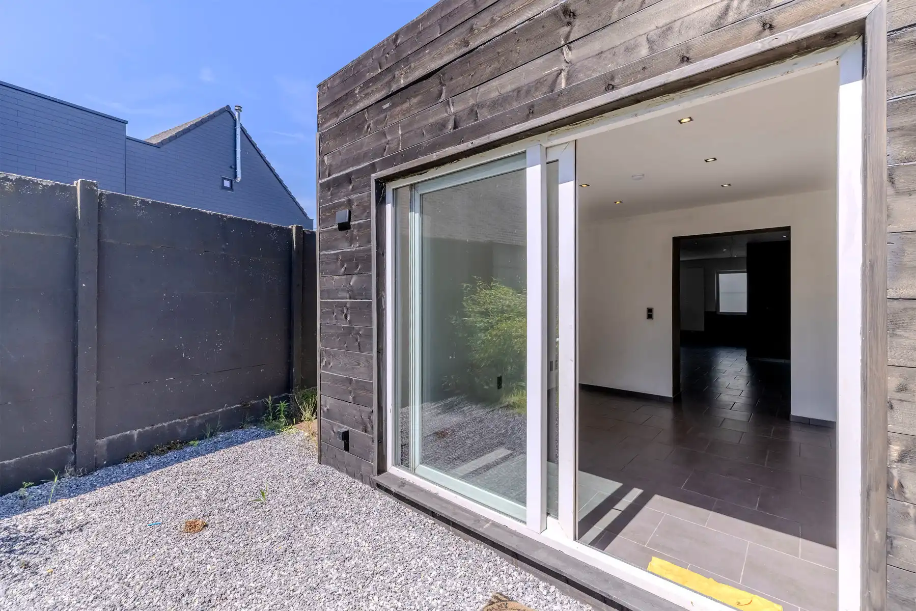Deels gerenoveerde HOB op een grond van meer 689m² foto 18